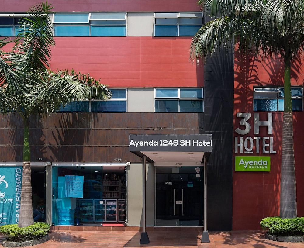 3H Hotel Centro Historico Medellín Exteriör bild